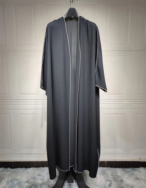 Effortless Versatility: Sash-Accented Abaya for All-Season Comfort