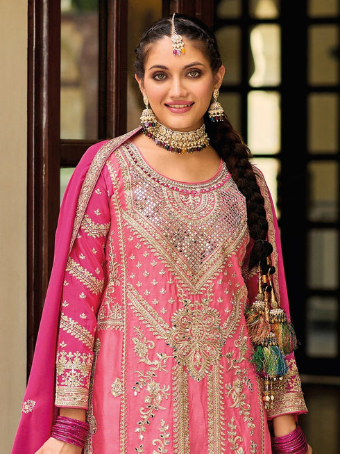 Pink Chinon Pant Suit Closure View