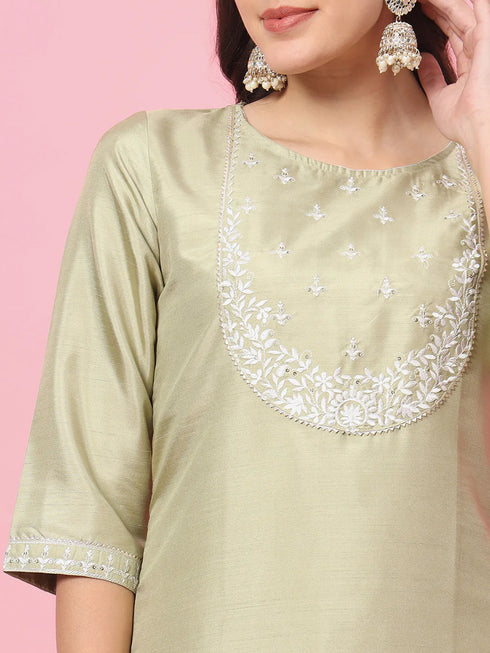 Lime Silk Blend Pant Suit Closure View