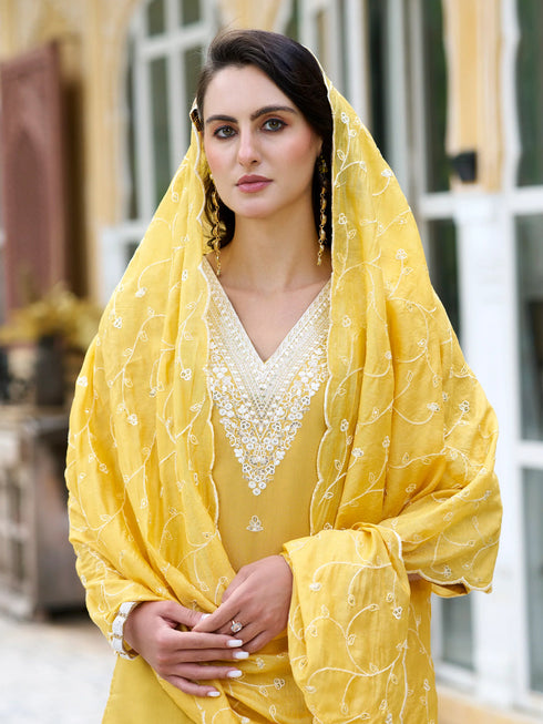 Yellow Silk Blend Pant Suit 189463 Closure View