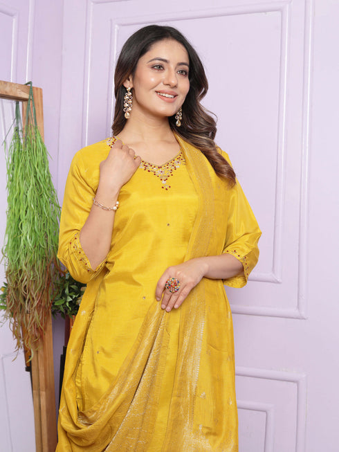 Mustard Pure Viscose Muslin Pant Suit 189868 Closure View