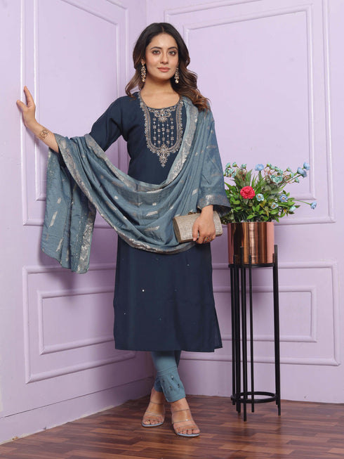 Blue Rusian Silk Pant Suit 189883 Closure View