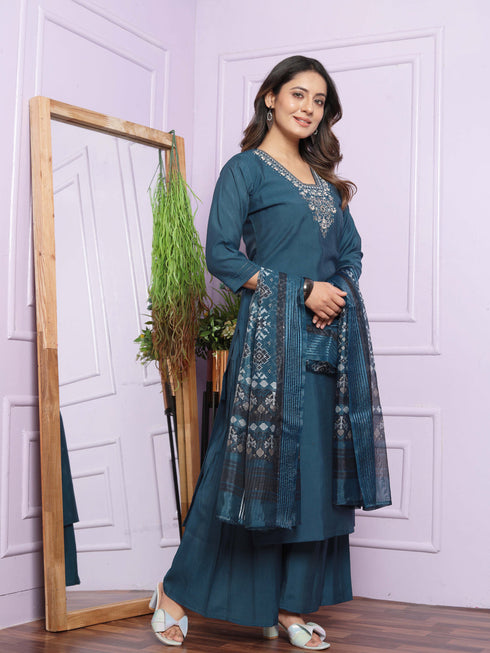 Blue Russian Silk Pant Suit 189957 Closure View