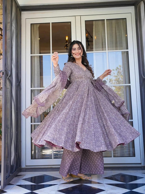 Mauve Cotton Silk Anarkali Dress 191543 Closure View