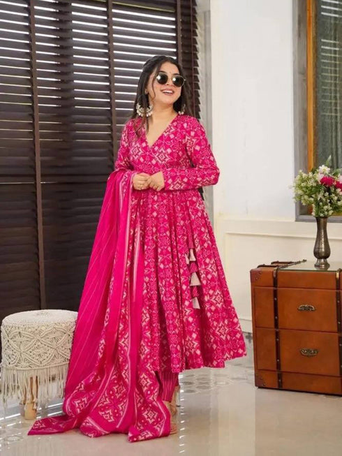 Rani Pink Muslin Anarkali Dress 191880 Closure View