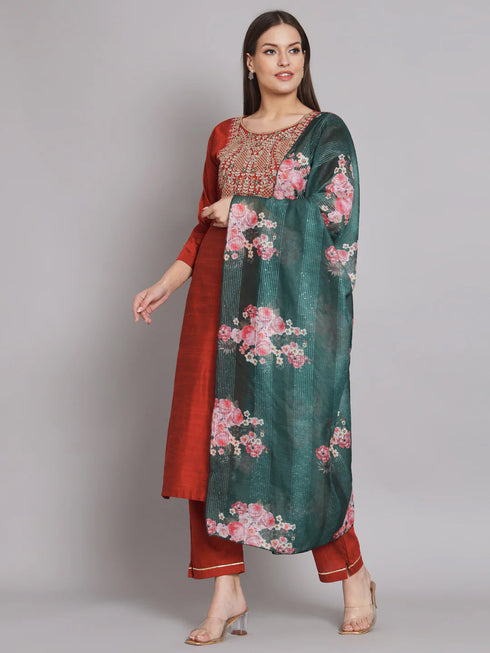 Maroon Silk Blend Pant Suit 192060 Closure View