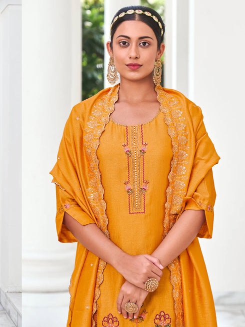 Yellow Venetian Silk Pant Suit 192305 Closure View