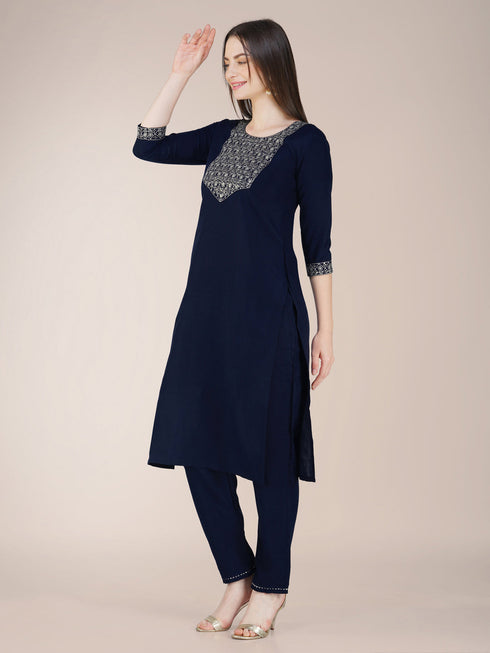 Navy Blue Cotton Blend Pant Suit 192814 Closure View