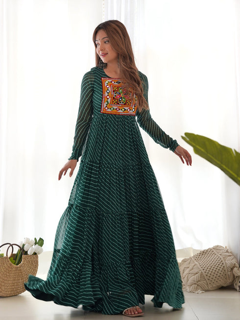 Green Heavy Pure Soft Fox Georgette Anarkali Dress 193238 Closure View