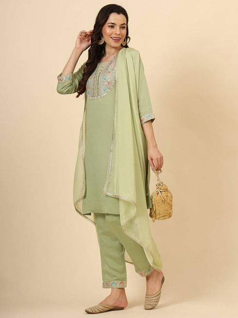Pista Silk Blend Pant Suit 193366 Closure View