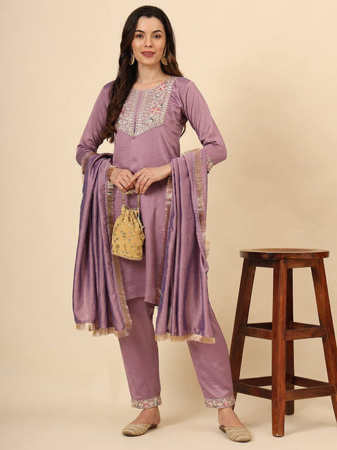 Onion Vichitra Silk Pant Suit 193717 Closure View