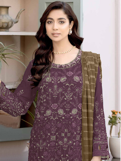 Mauve Heavy Fox Georgette Pant Suit 194080 Closure View