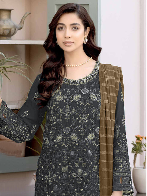 Grey Heavy Fox Georgette Pant Suit 194083 Closure View