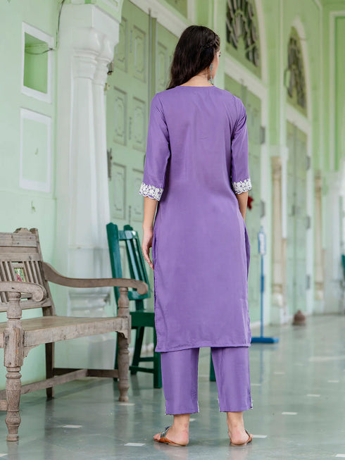 Lavender Silk Blend Pant Suit 194271 Closure View