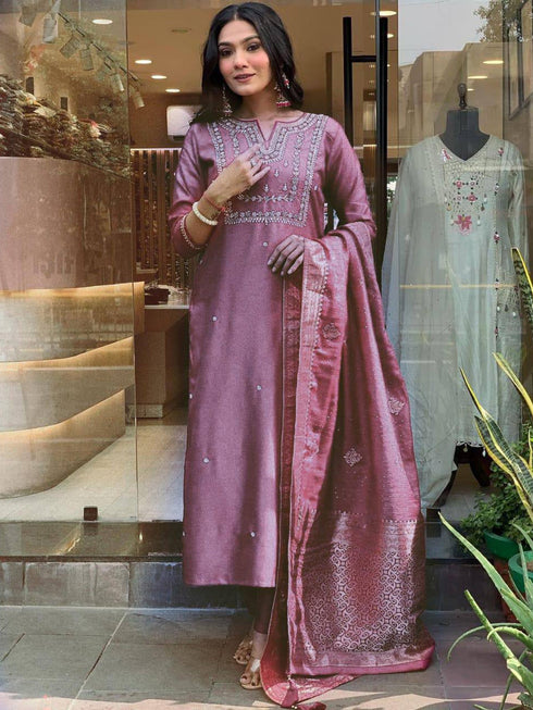 Onion Heavy Viscose Roman Silk. Pant Suit 194373