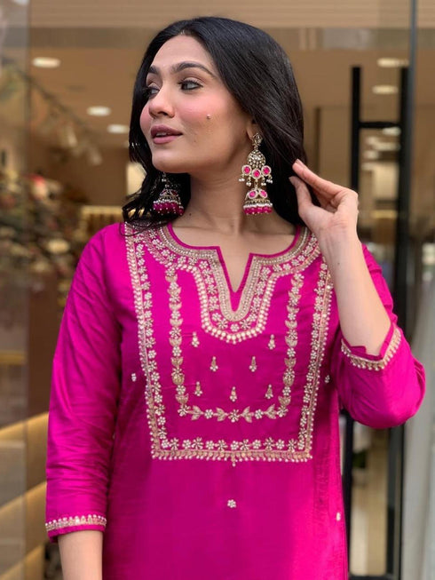 Rani Pink Heavy Viscose Roman Silk. Pant Suit 194374 Back View