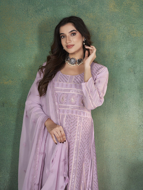 Lavender Georgette Pant Suit 195980 Closure View