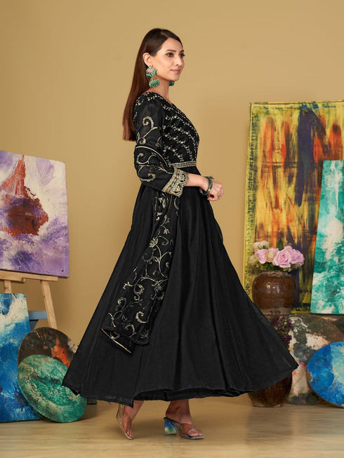 Black Georgette Anarkali Dress 199185 Closure View