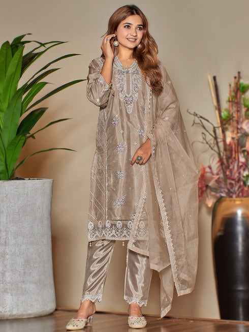 Biege Heavy Organza Pant Suit 199355 Closure View