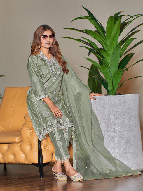 Pista Heavy Organza Pant Suit 199357 Closure View