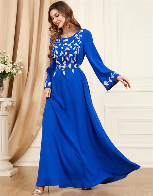 Effortless Elegance with a Touch of Flair: Feathered Abaya for Everyday Style