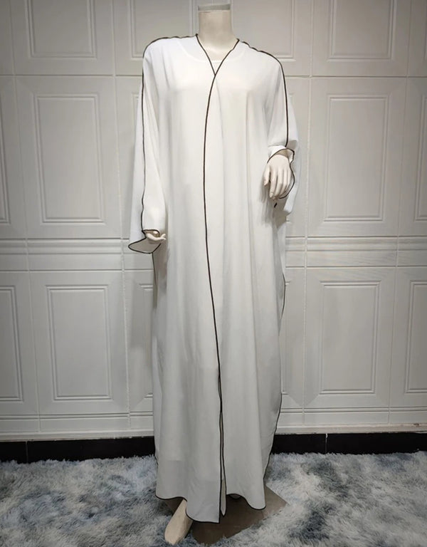 Effortless Versatility: Sash-Accented Abaya for All-Season Comfort