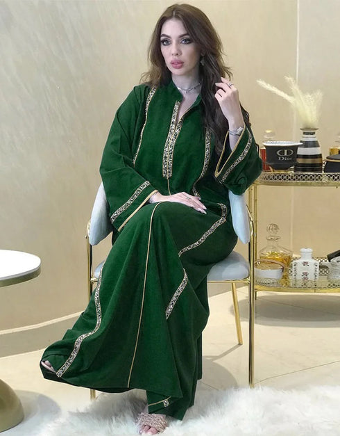 Diamond Dazzle: Unleash Your Inner Star in This Luxurious Abaya