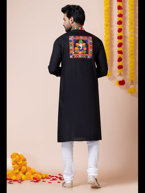 Black Kurta Heavy Rayon Churidar Closure View