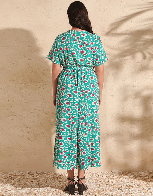 Breezy Elegance: Flowy Chiffon Dress for Effortless Style