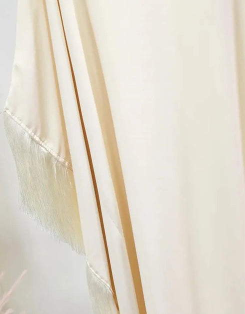 Timeless Grace: Tassel-Detailed Abaya for Effortless Elegance