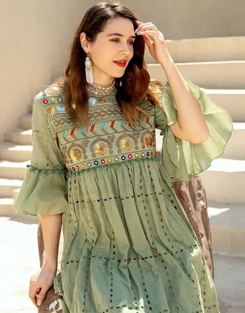 Sweet Innocence: Lace Abaya for the Gentle Soul