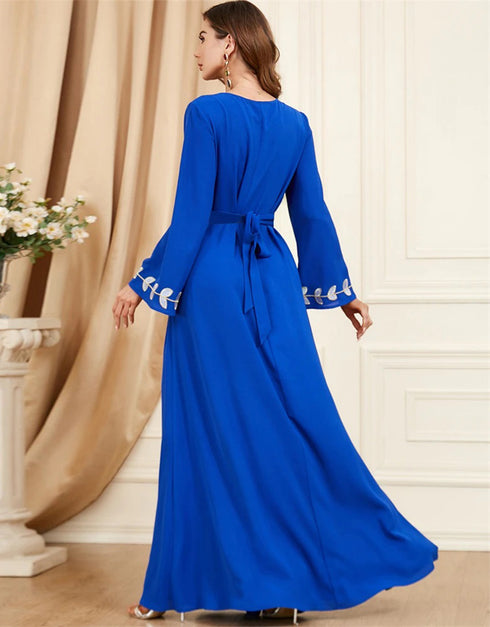 Effortless Elegance with a Touch of Flair: Feathered Abaya for Everyday Style