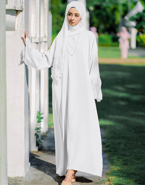 Embroidered Elegance: Flowing Beauty with a Touch of Artisanship Abaya