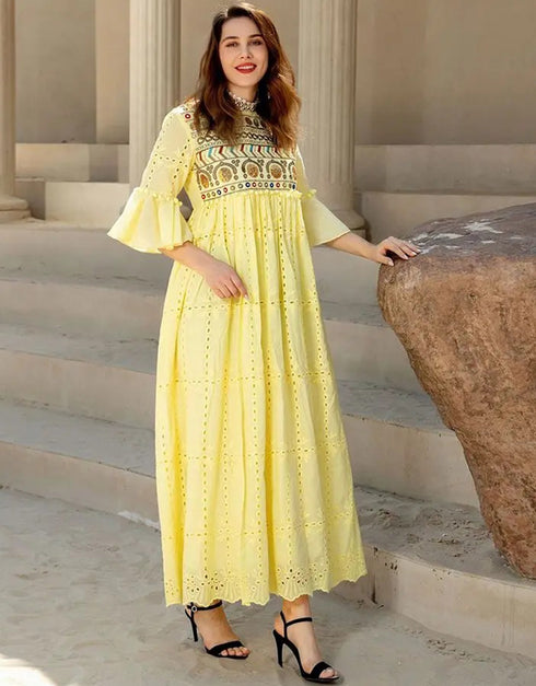 Sweet Innocence: Lace Abaya for the Gentle Soul