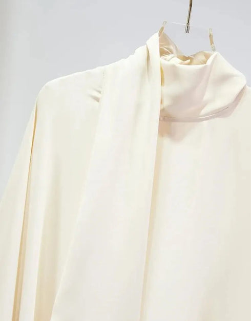 Timeless Grace: Tassel-Detailed Abaya for Effortless Elegance