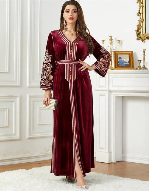 Seasonal Chic: Winter Abaya Set from Turkey, a Modest and Elegant Muslim Dress