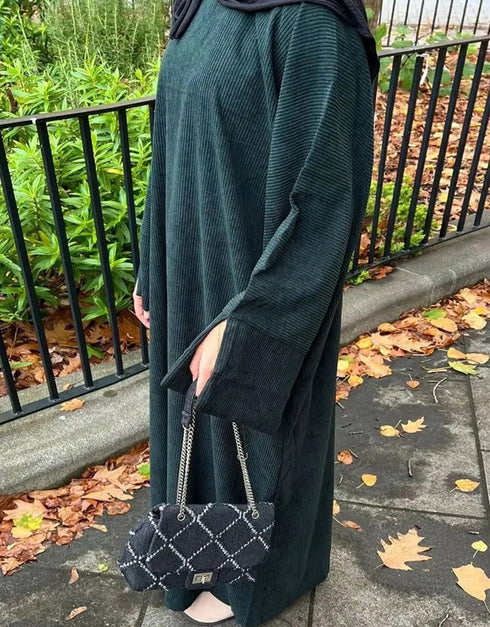 Timeless Elegance: Classic Abaya for Everyday Comfort