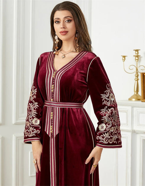 Seasonal Chic: Winter Abaya Set from Turkey, a Modest and Elegant Muslim Dress