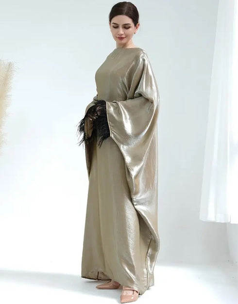 Enchanting Celebration: Feathered Abaya for Traditional Elegance