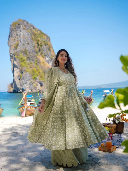 Green Maslin Anarkali Dress Acy8264 Closure View