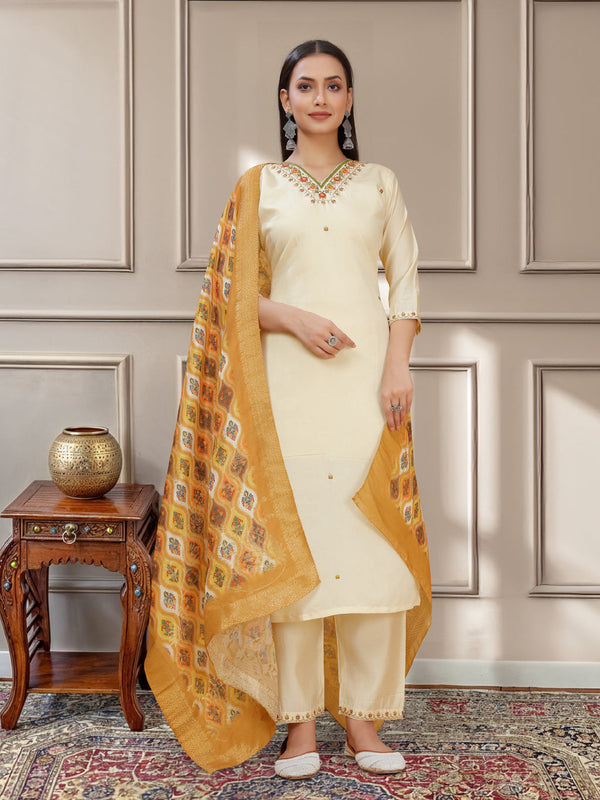 Off White P V Chanderi Pant Suit Acy8266