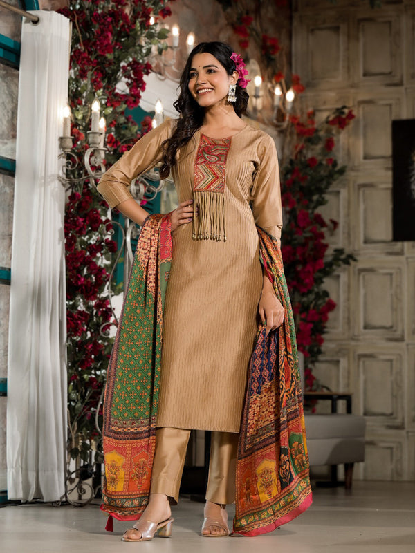Gold Silk Blend Pant Suit Acy8472