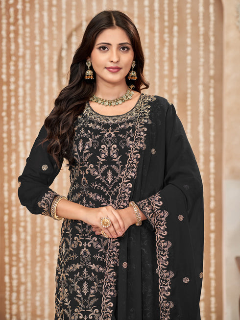 Black Faux Georgette Pant Suit Acy9460 Closure View