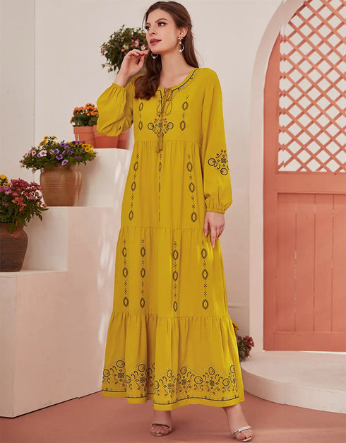 Flowing Embroidered Abaya: A Touch of Elegance