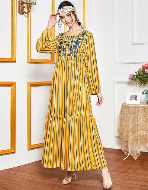 Elegant Abaya: Stripes and Embroidery in Dubai Style