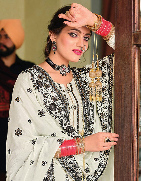 Off White Palazzo style Salwar Suit Faux Georgette Salwar Kameez in Embroidery, Foil Paper & Lace Work Closure View