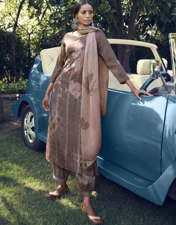 Grey Patiyala style Suit Pure Cotton Lawn Salwar Kameez in Embroidery, Digital Print & Lace Work