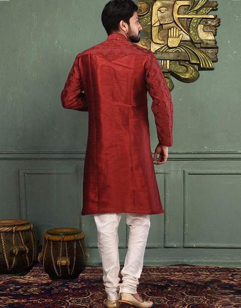 Red Kurta Off White Chudidaar Closure View