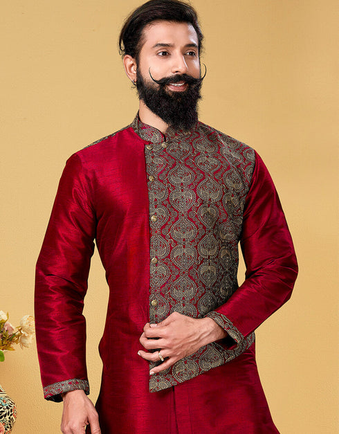Red Kurta Dhupion Embroidered Silk Chudidaar Closure View