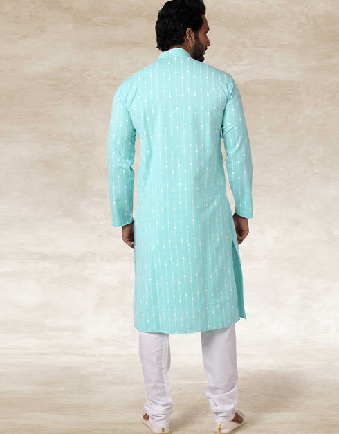 Sea Green Kurta Hand Loomed In Rich Yarns Of Cotton Chudidaar Closure View